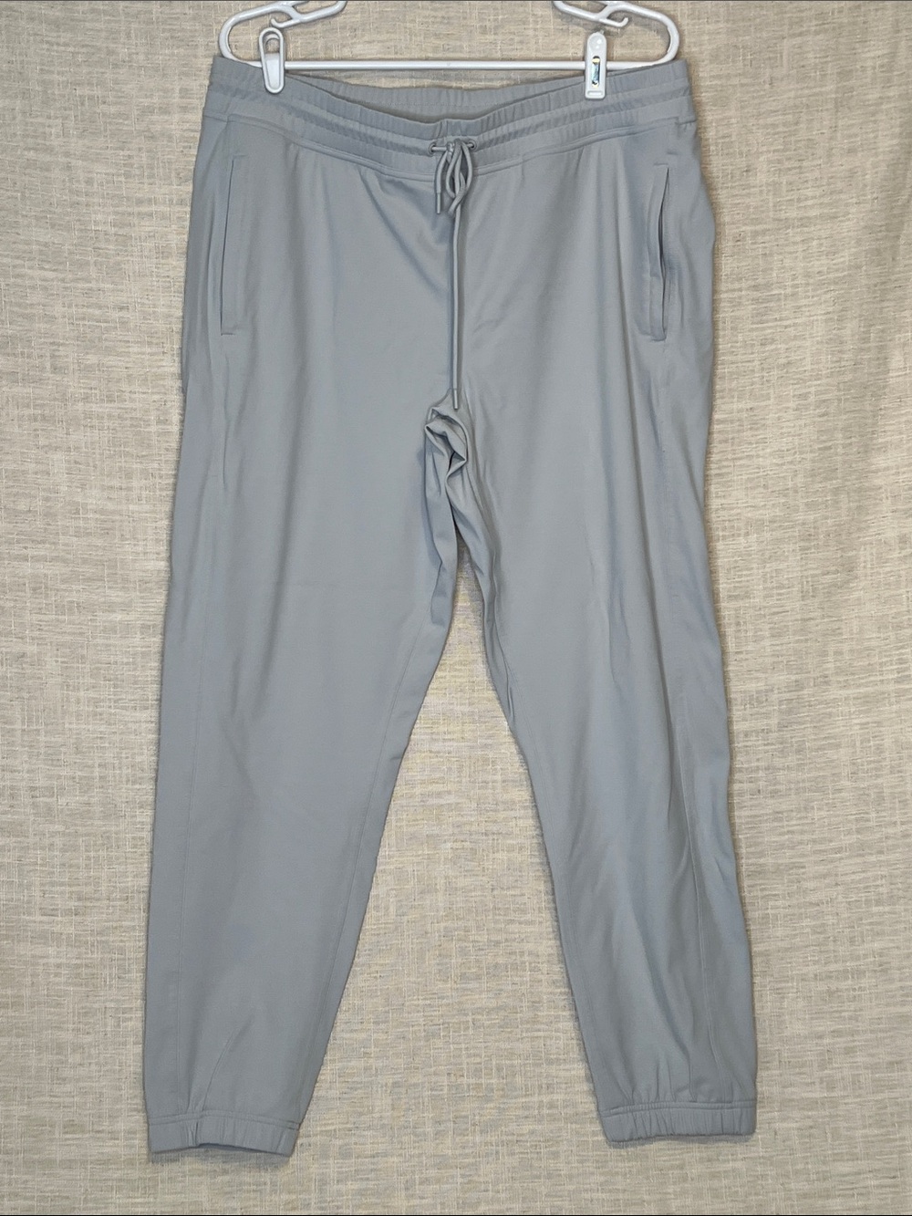 Aritzia Light Gray Drawstring Jogger Athletic Pants